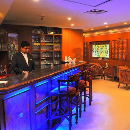 纳拉帕德班加罗尔国际酒店-奥利弗管理 餐厅 照片
