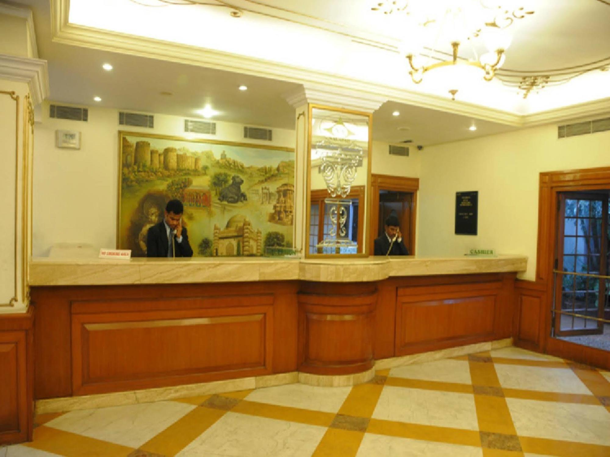 纳拉帕德班加罗尔国际酒店-奥利弗管理 内观 照片